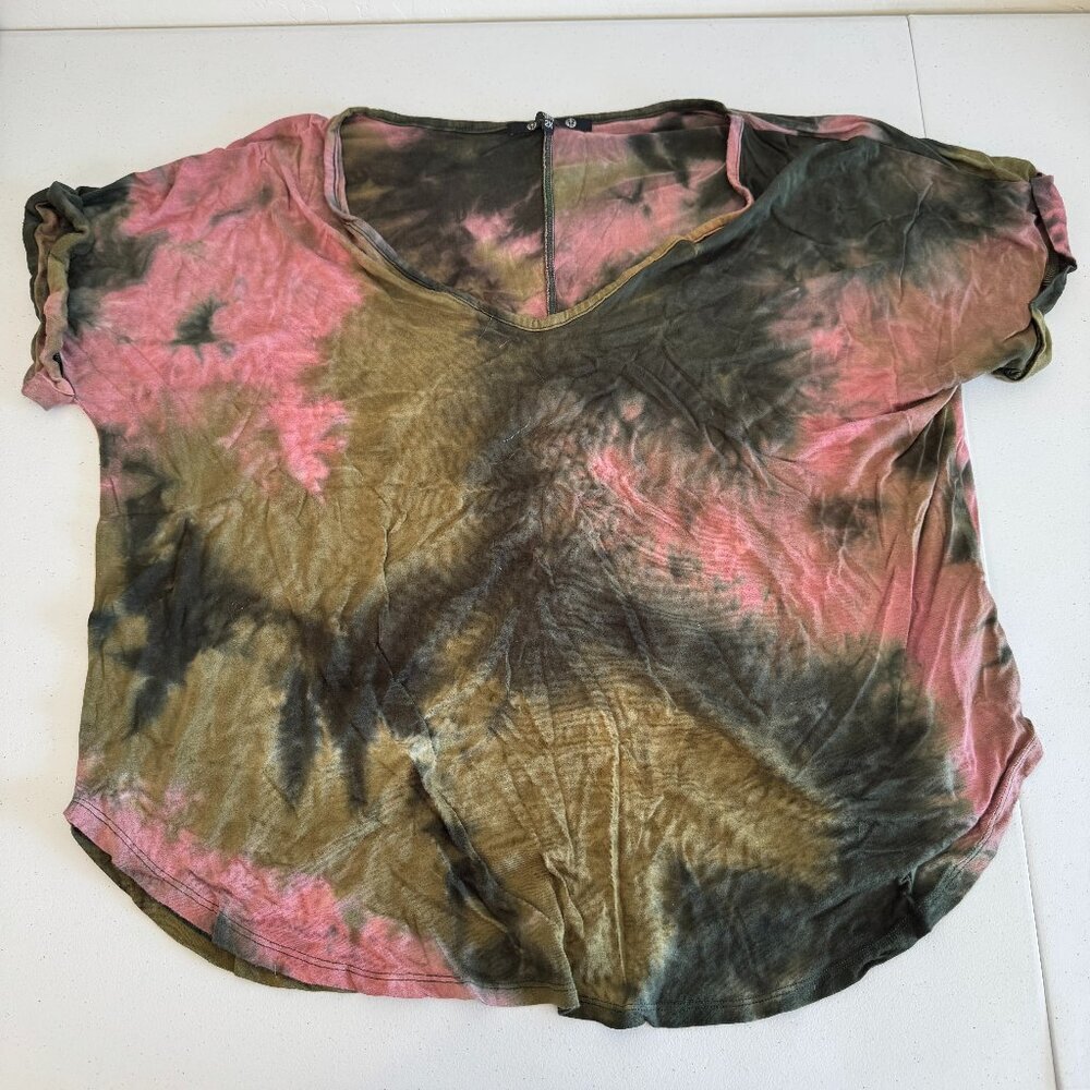 Coin 1804 Tie Dye V-Neck Top | Relaxed Fit | Size 2X